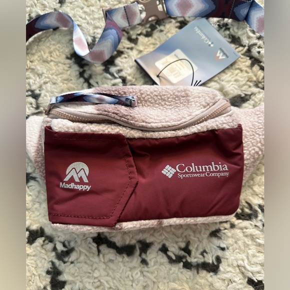 Madhappy x Columbia Limited Edition Fleece Waist Pack New with Tags - Picture 2 of 5